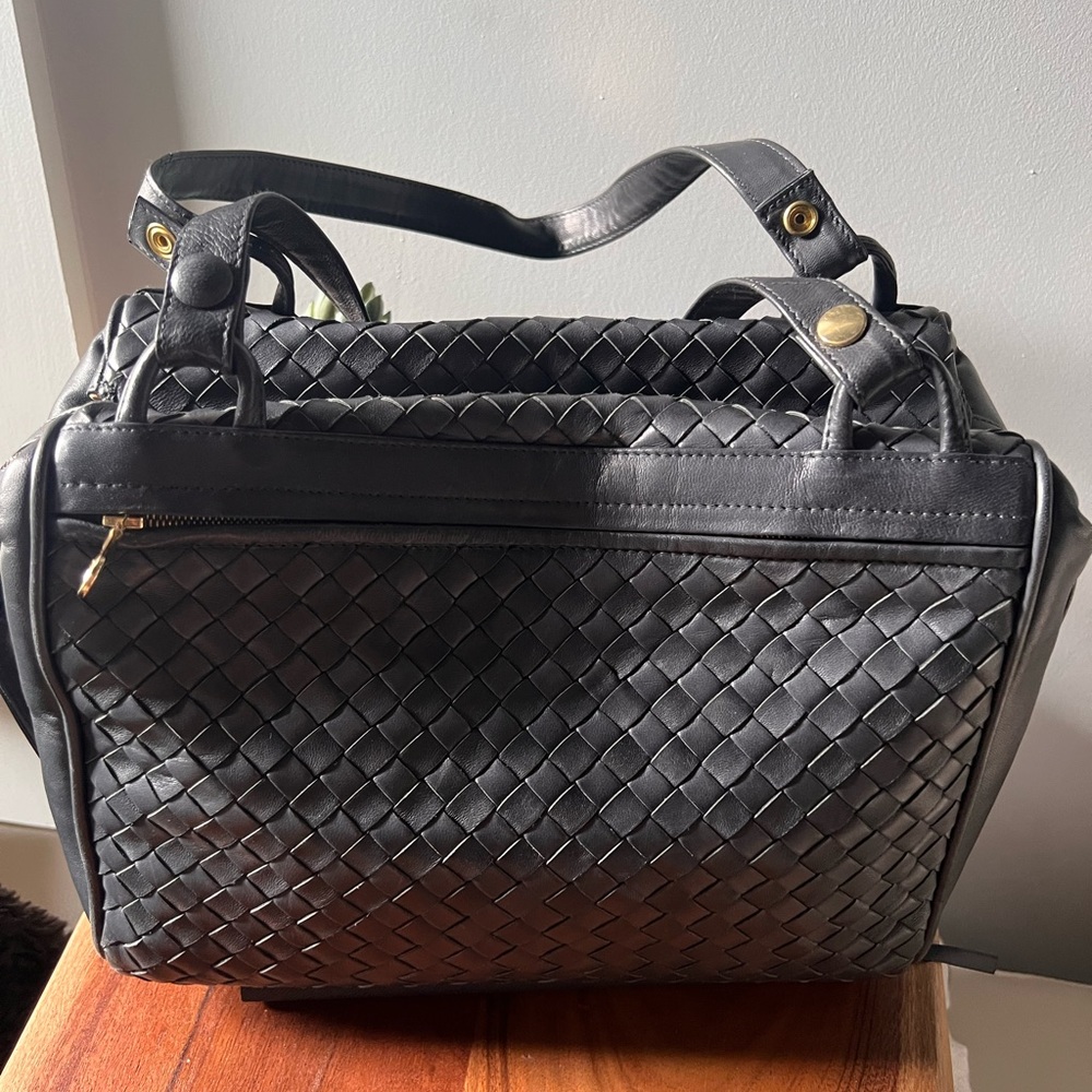 Bottega Veneta vintage, Intrecciato gray leather handbag. Excellent condition.